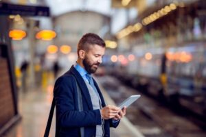 Here’s how someone can start investing with a spare £5 a day, this week